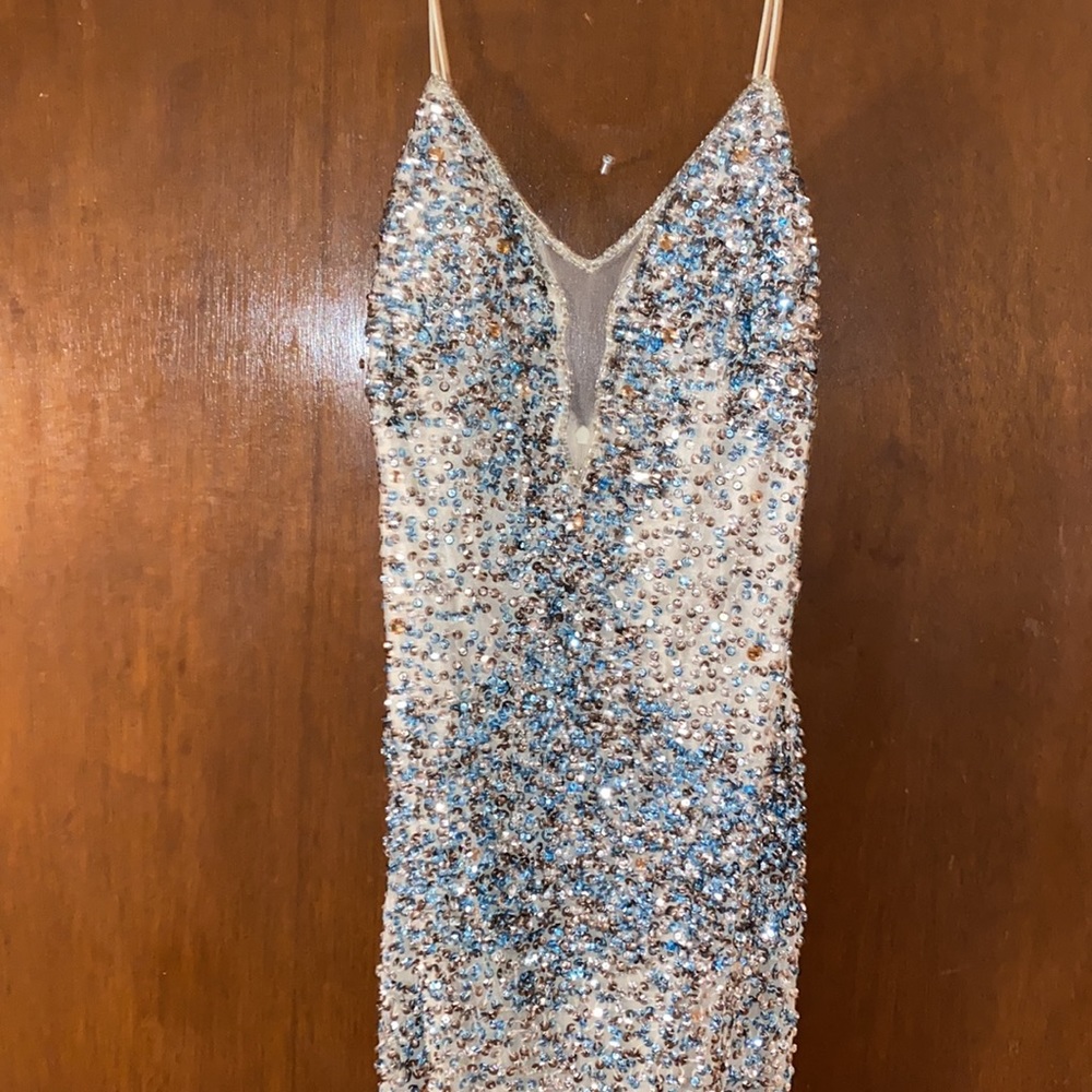 Faviama Glamour sequin embellished gown size 10